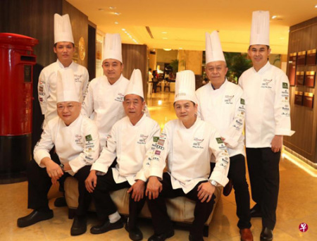 参与“中国美食之旅”晚宴的厨师来自玉楼、乐记、咏春园、乐天潮州、江师傅菜馆和御宝上海酒家六家著名餐馆。